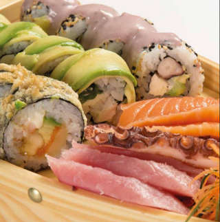 Producto DEGUSTACIÓN ROLLS 