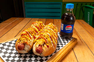 Producto 2 Perros Calientes + 1 Bebida 250 ml