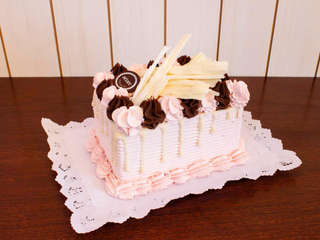 Producto Torta moustache 8 personas 