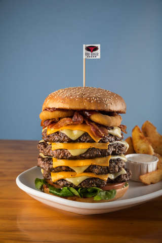 Producto Cuádruple Roof Burger + Papas