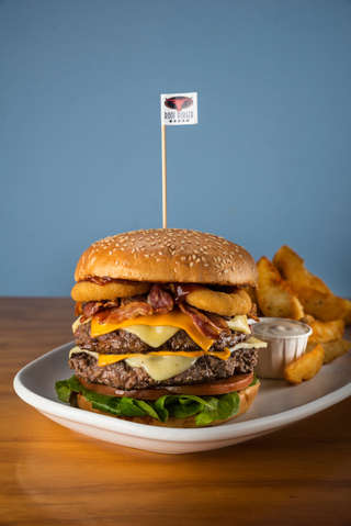 Producto Doble Roof Burger + Papas