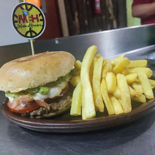 Producto Hamburguesa Italiana + Papas Fritas