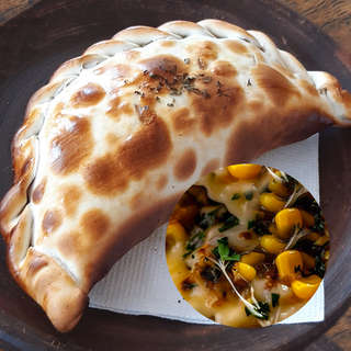 Producto Empanada Maíz Deluxe