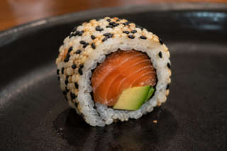 Producto Sake California Roll.