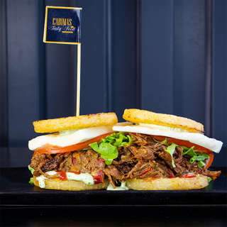 Producto Duo Arepas de Maiz Carne Mechada