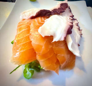 Producto Sashimi Mixto 6 Piezas