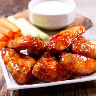 Producto ALITAS A LA BBQ O PICANTE