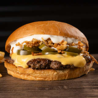 Producto Crispy hot + papas fritas + salsa