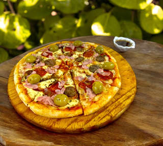 Producto Cuatro carnes 30cm