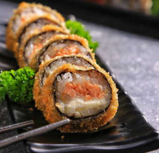 Producto Pollo Piña Roll