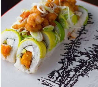 Producto Rolls Envueltos en Palta Chicken Roll