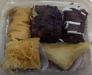 Producto Caja de Mini Dulces árabes Surtidos