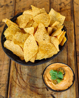 Producto Nachos Con Queso Cheddar