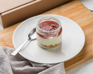 Producto Crema Helada con Coulis de Berries