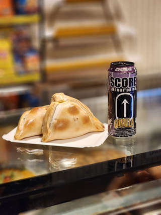 Producto 2 Empanadas más Energética