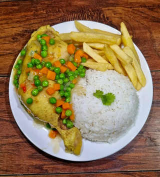 Producto Pollo arvejado