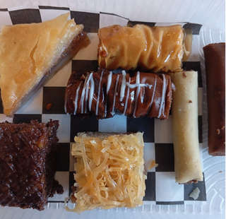 Producto Caja de Mini Dulces árabes Surtidos