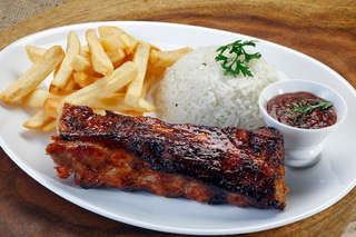 Producto COSTILLA BBQ ARROZ Y PAPAS FRITAS